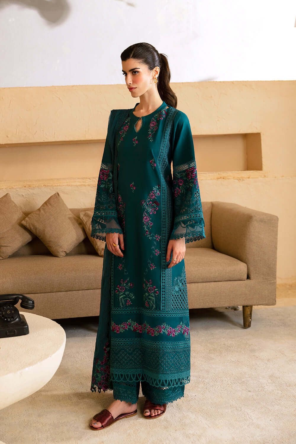 AZURE chikankari cotton exclusive embroidered unstitced 3pc✓