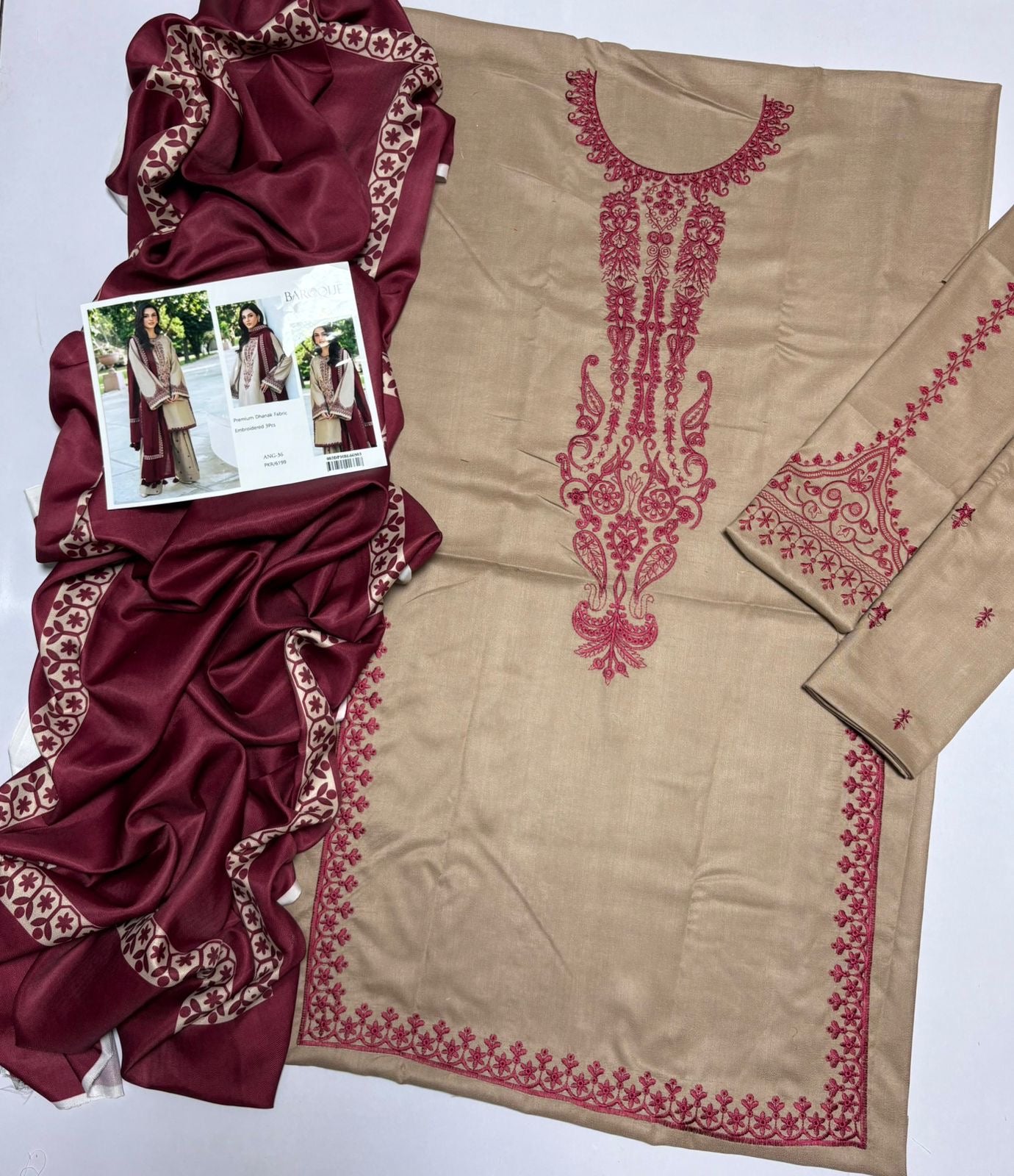 BAROQUE dhanak embroiderd boring unstitced 3pc