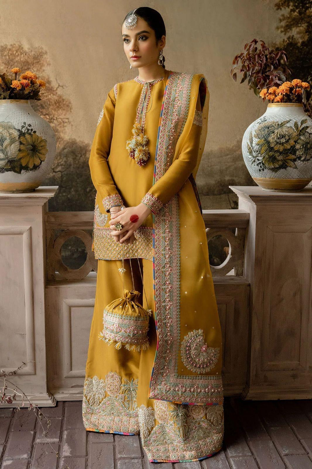 LAAM
ORGANZA Suit With MALAI Trouser