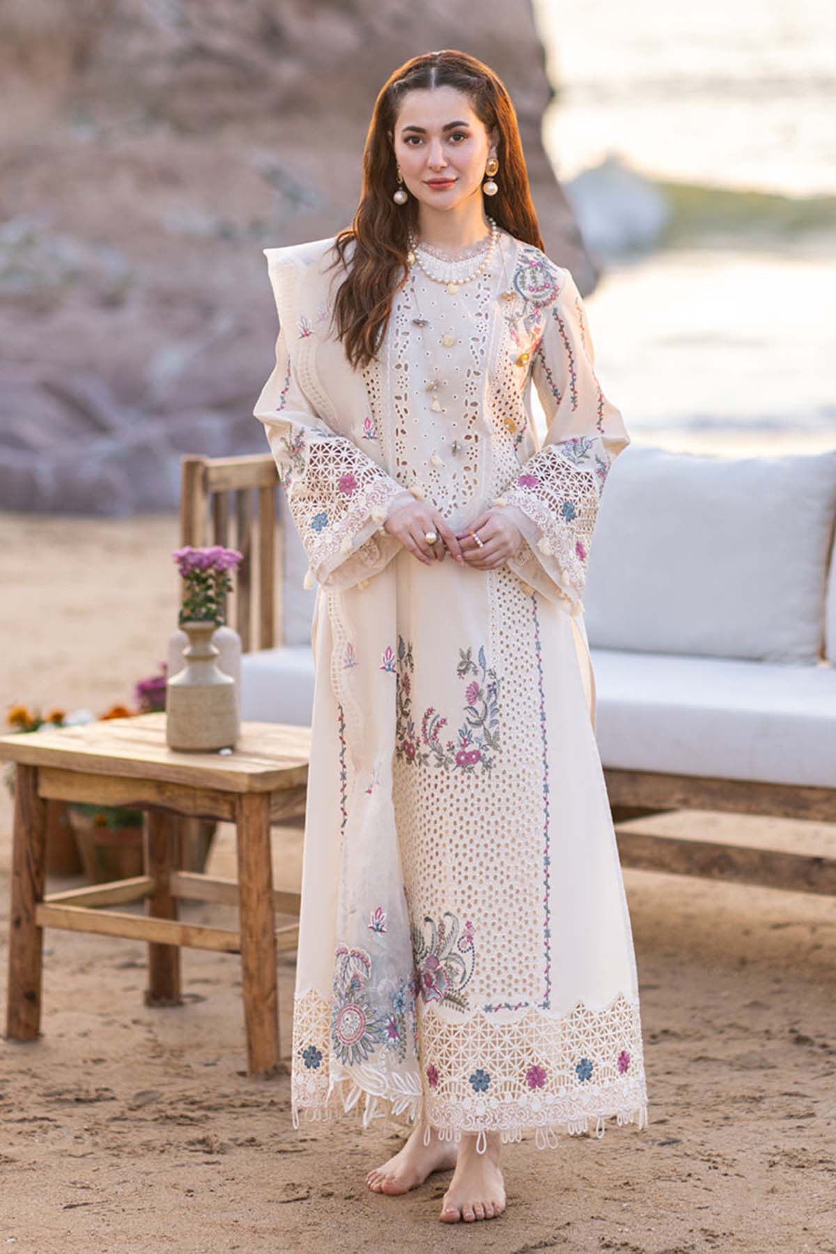 EMBROIDERED LAWN UNSTITCHED 3PC SET | KPA0021